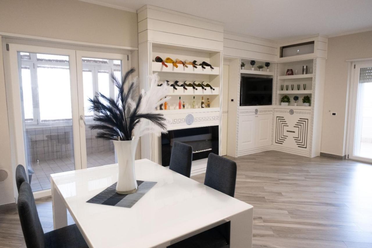 Odissea Luxury Home Napoli Bagian luar foto